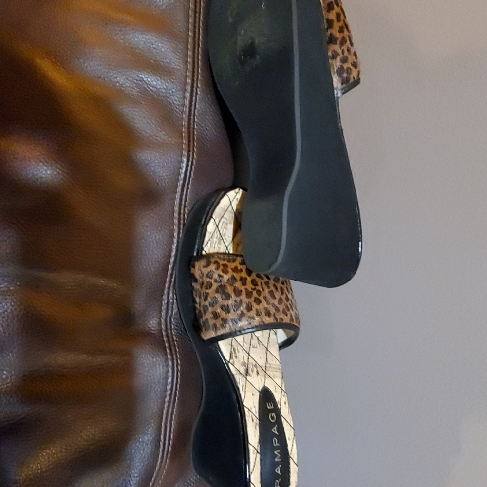 Shoes - Picture 3 of 3